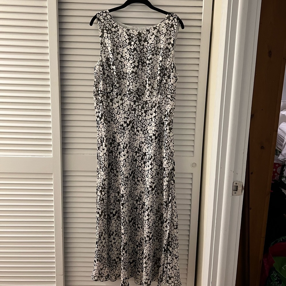 TALBOTS Silk Floral A-Line Dress - Women’s Sz 16